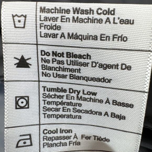 Carhartt Women's Rain Defender Puffer Vest Black Size XXL (20) NWT Relaxed Fit - Picture 8 of 10